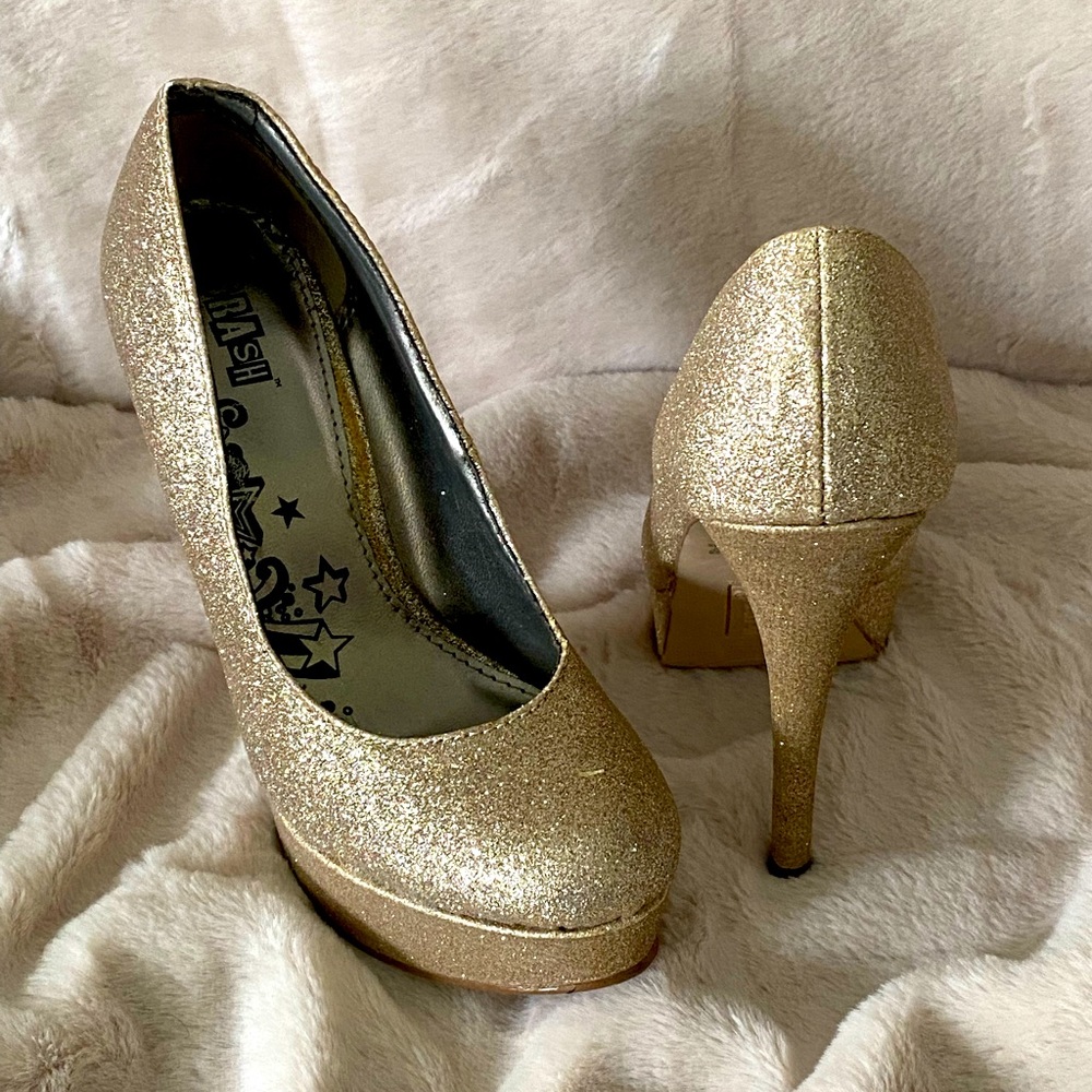 Glitter platinum gold size 6 high heels pumps